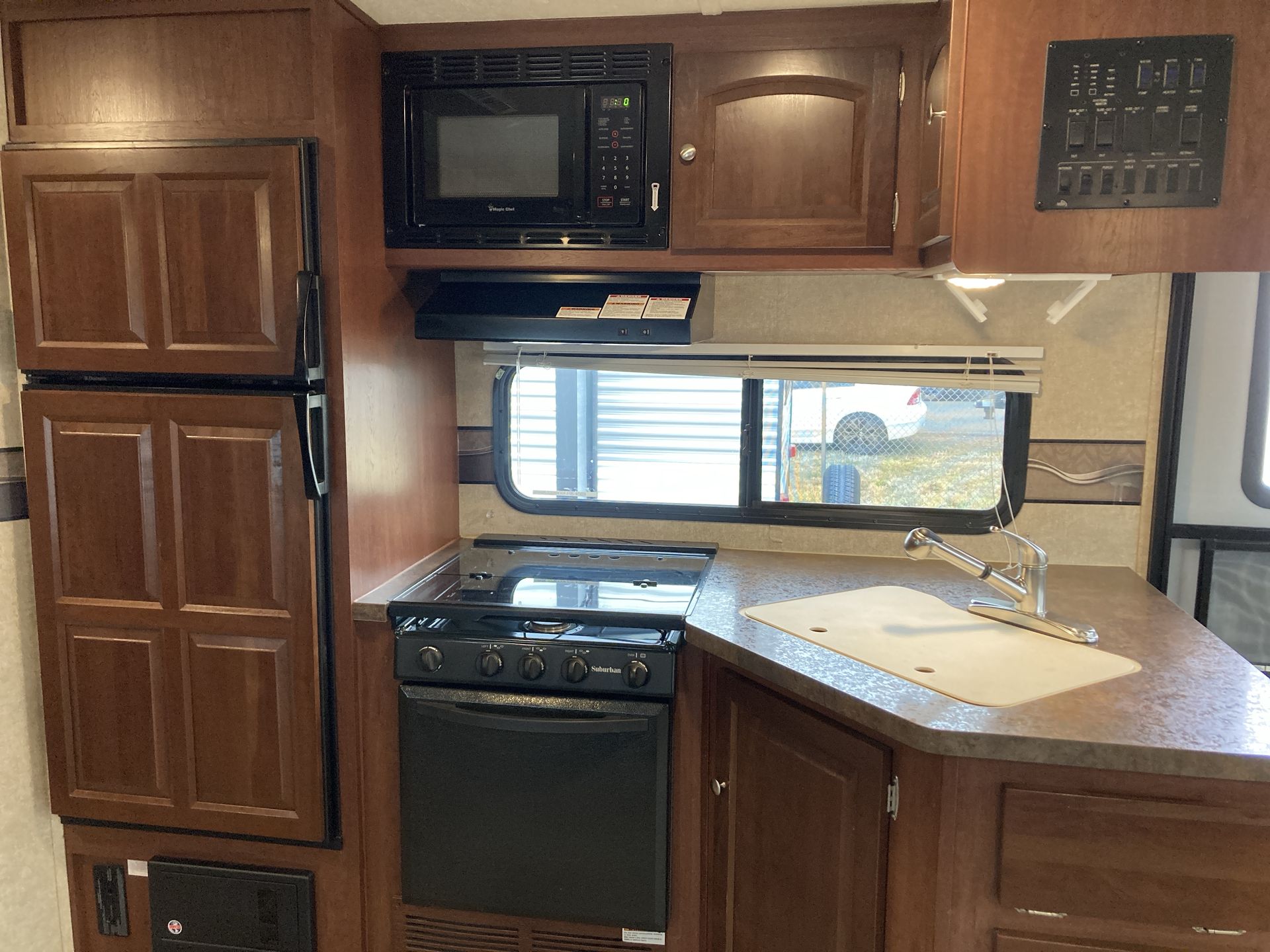 2015 Forest River Rockwood Ultra Lite 2604WS - Image 10