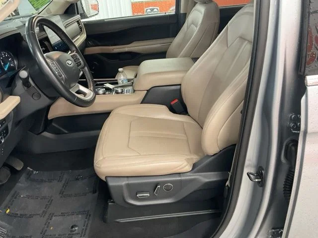 2024 Ford Expedition Utility 4D Limited 4WD V6 Turbo - Image 13