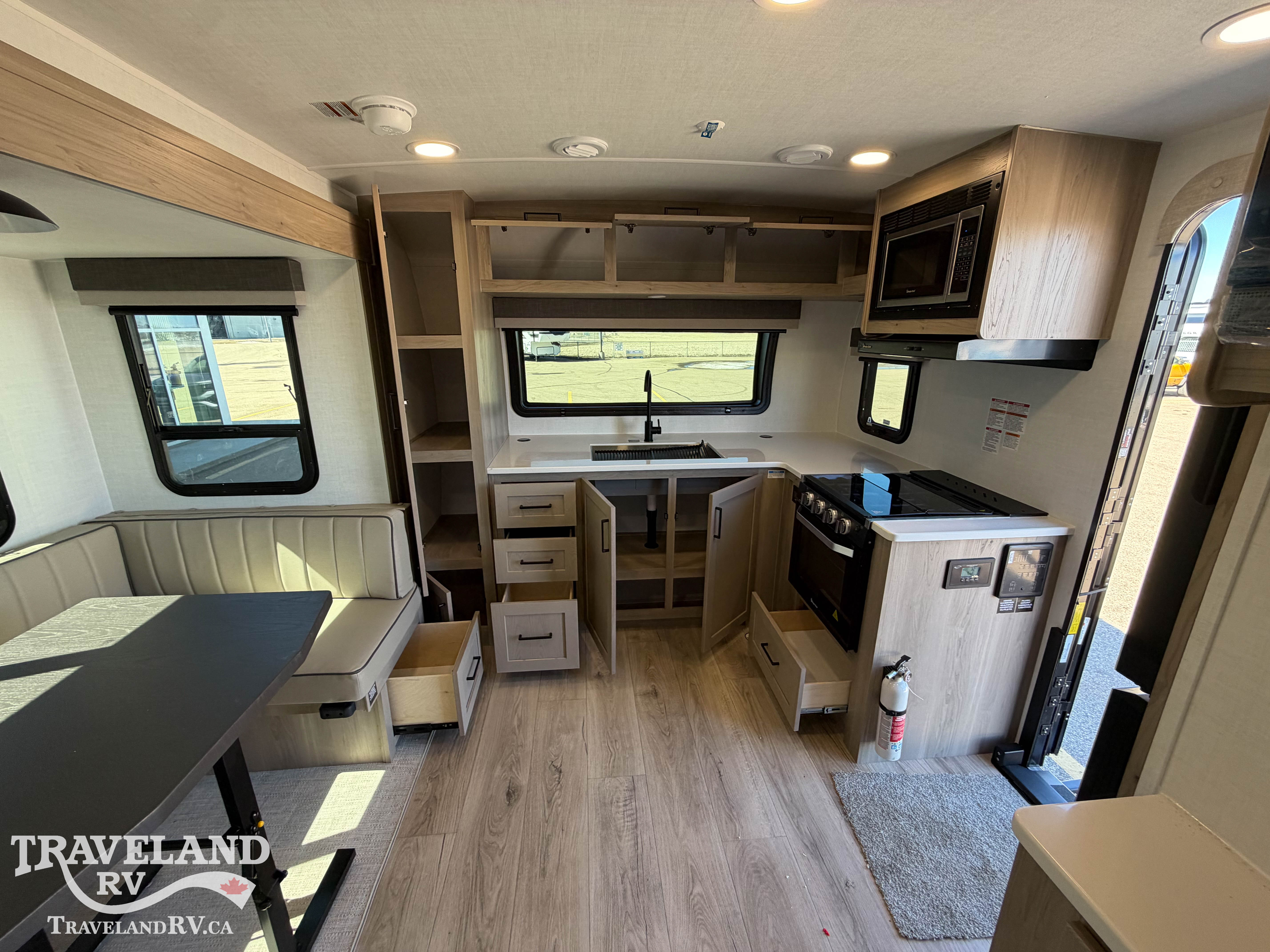 2026 Forest River Rockwood Mini Lite 2506FK - Image 12