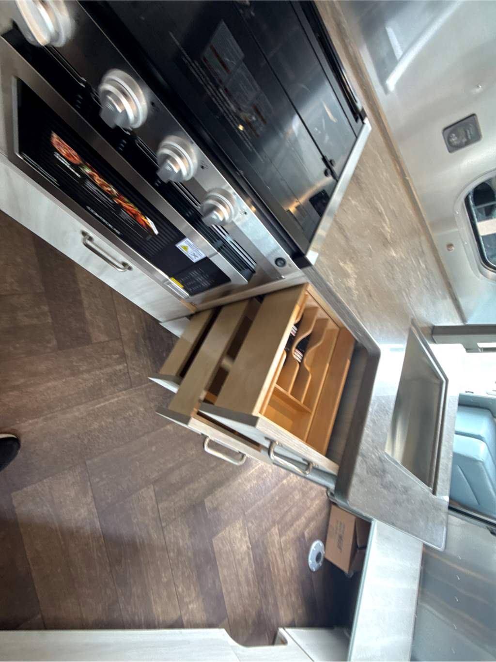 2026 Airstream International 25FB - Image 21