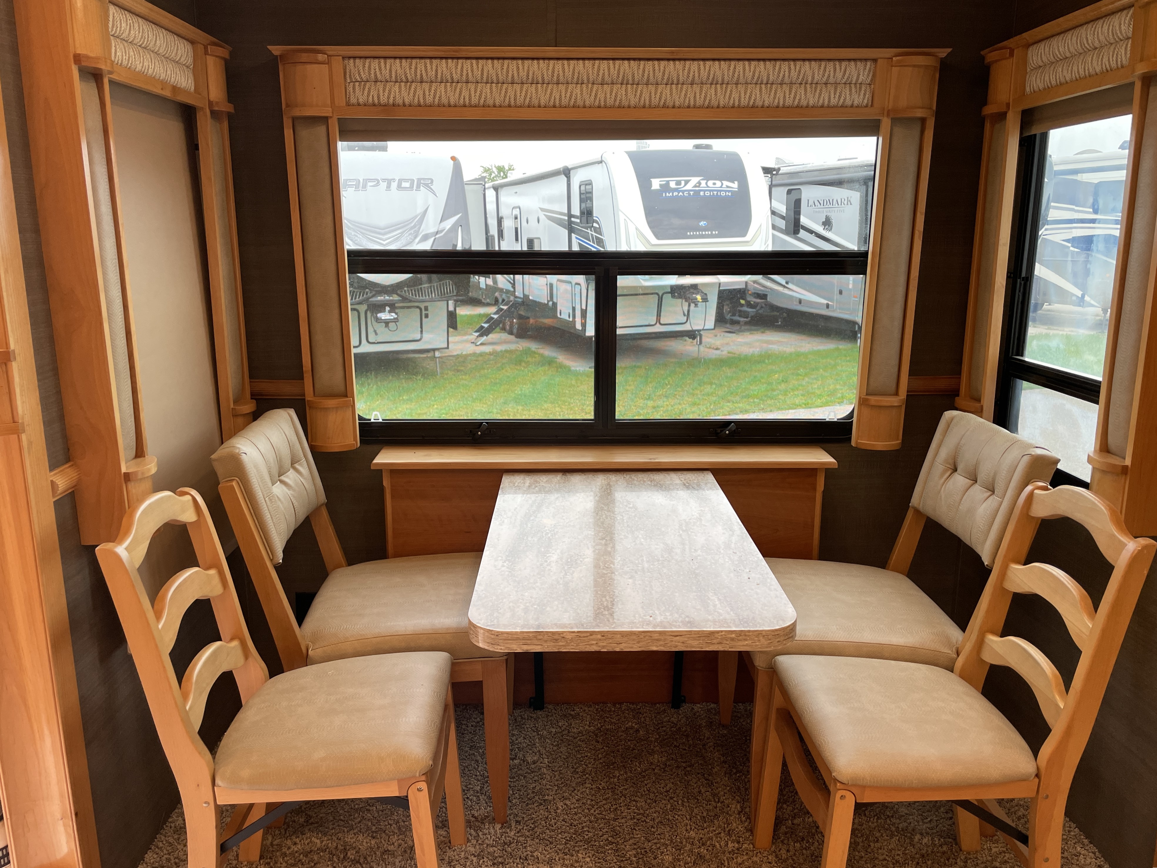 2020 Vanleigh RV Beacon 42RDB - Image 18