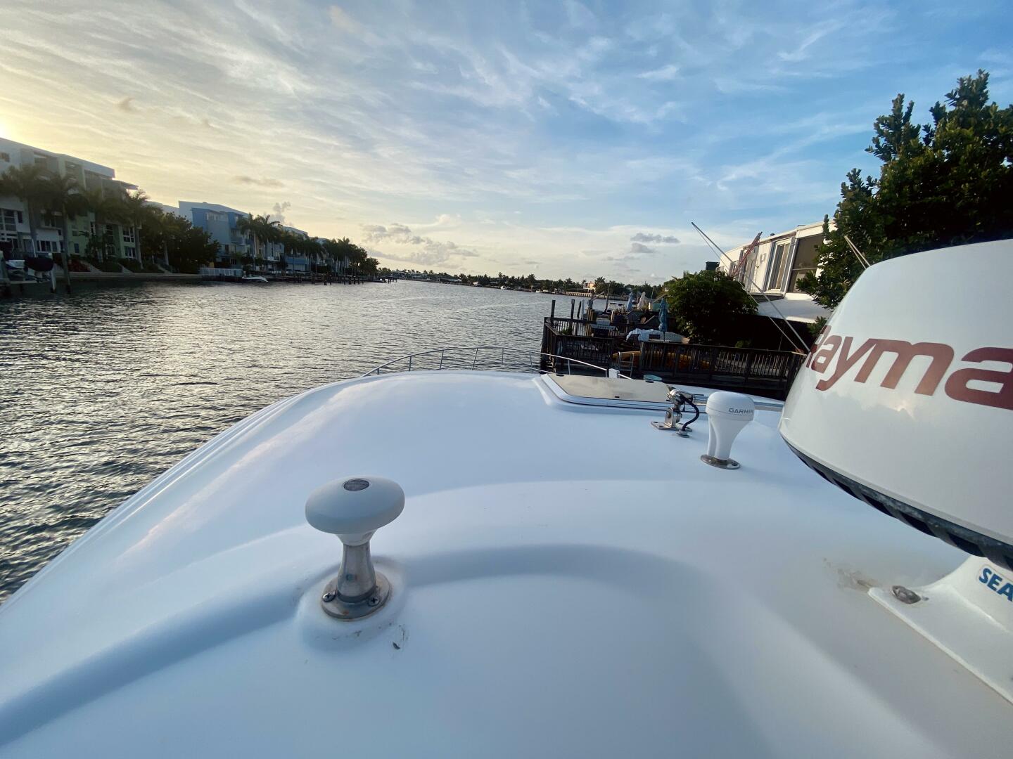2005 Sea Ray 420 Sundancer - Image 33