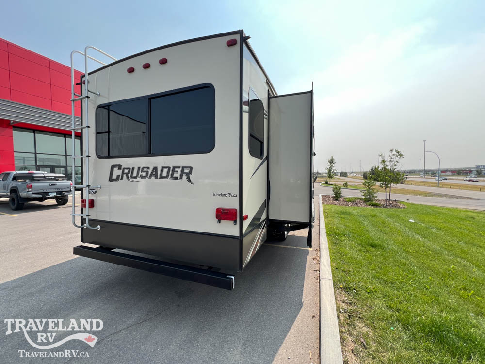 2015 Prime Time Crusader 295RST - Image 10