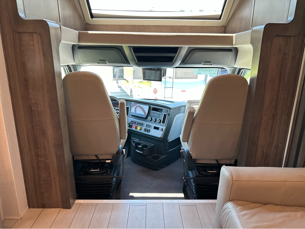 2026 ENTEGRA COACH CENTURION 45D - Image 29