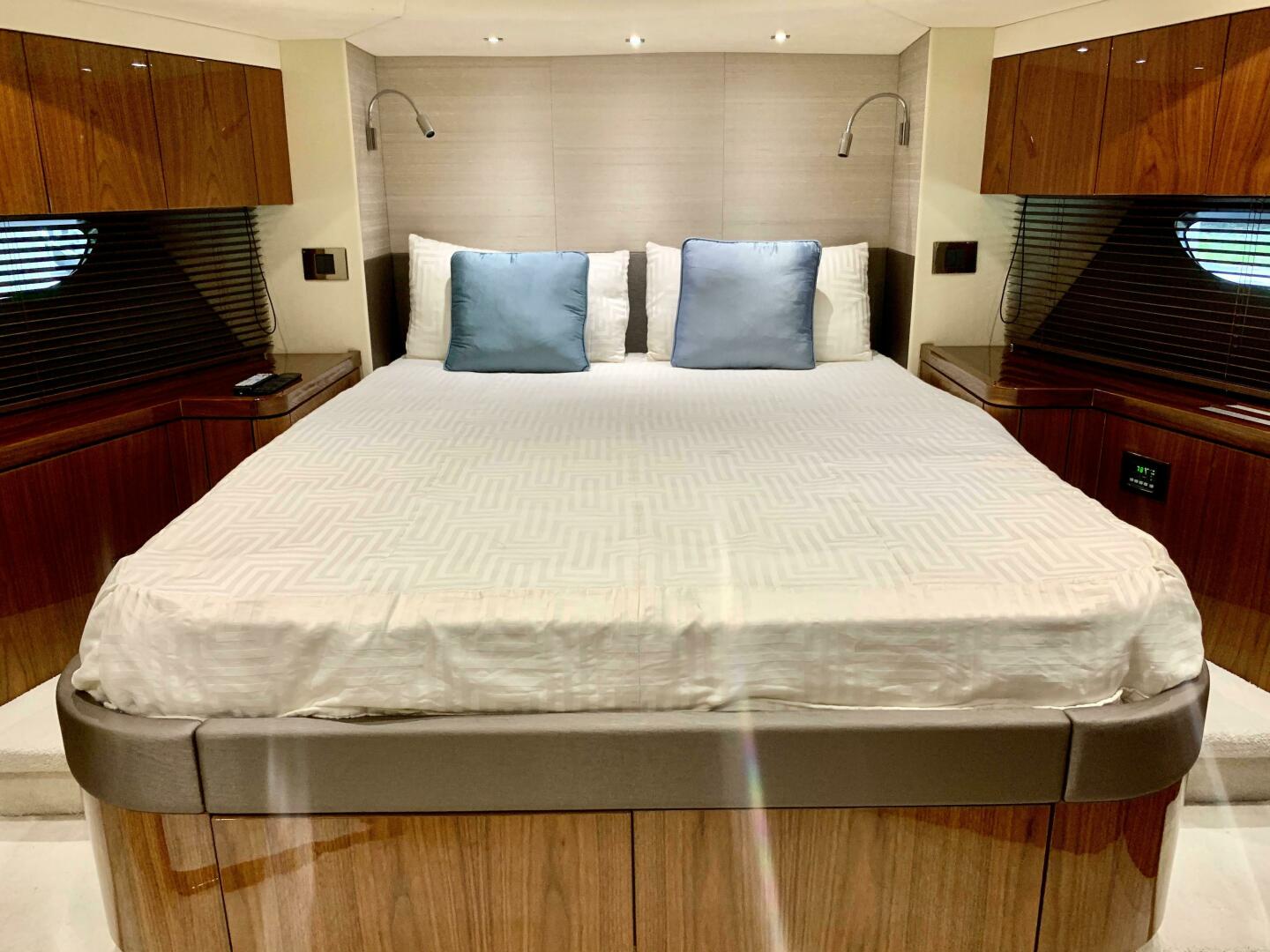 2016 Sunseeker Manhattan 65 - Image 18