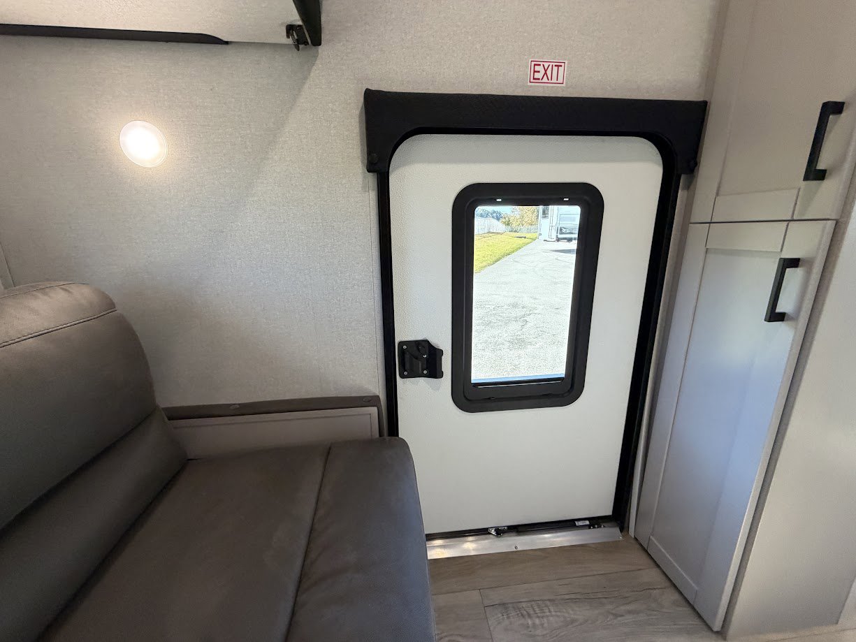 2026 JAYCO JAY FEATHER 29QBH - Image 50