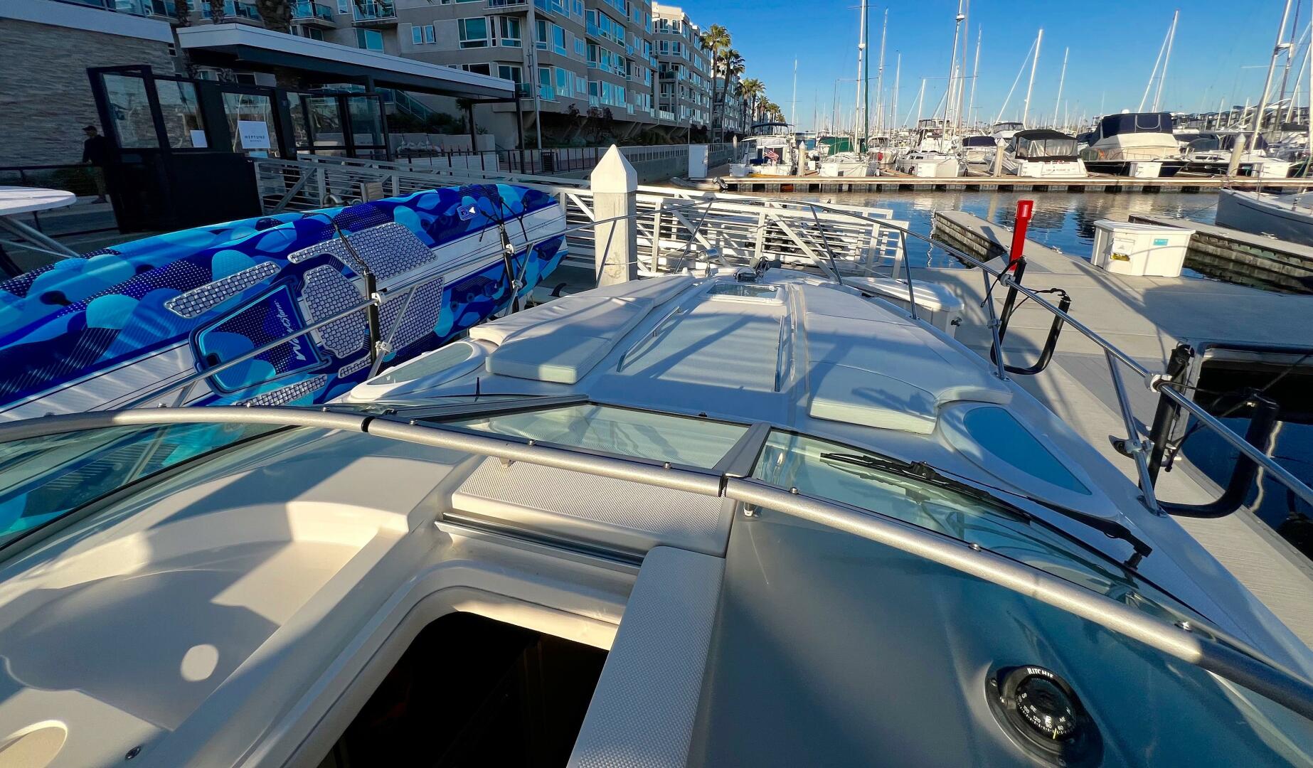 2012 Bayliner 335 - Image 30