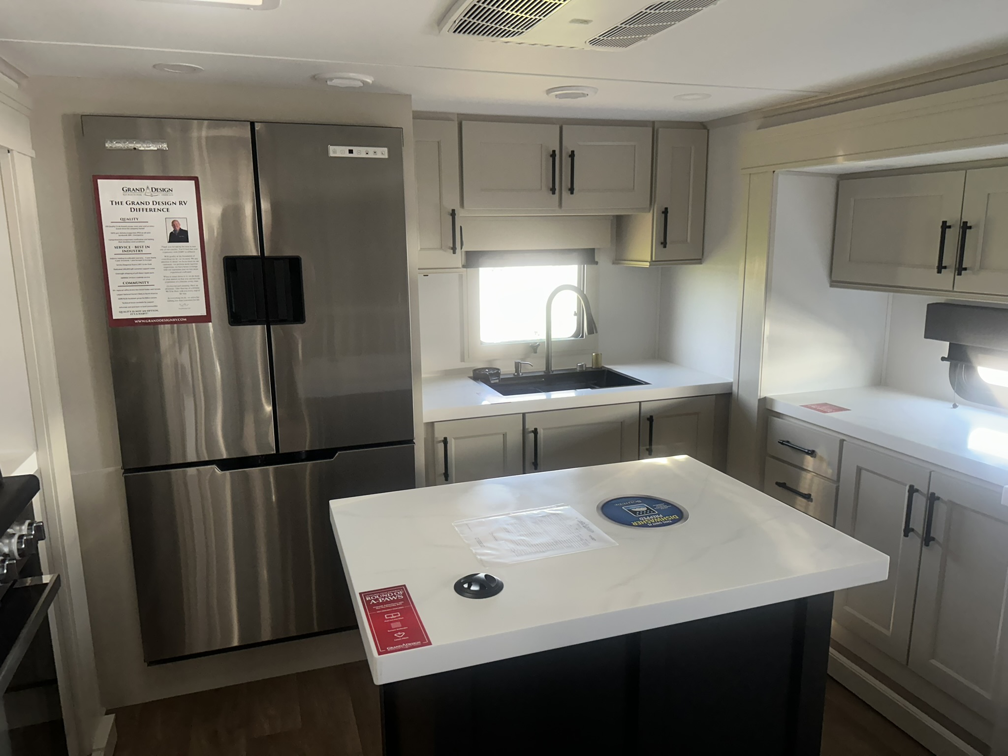 2026 GRAND DESIGN SOLITUDE 390RK - Image 16