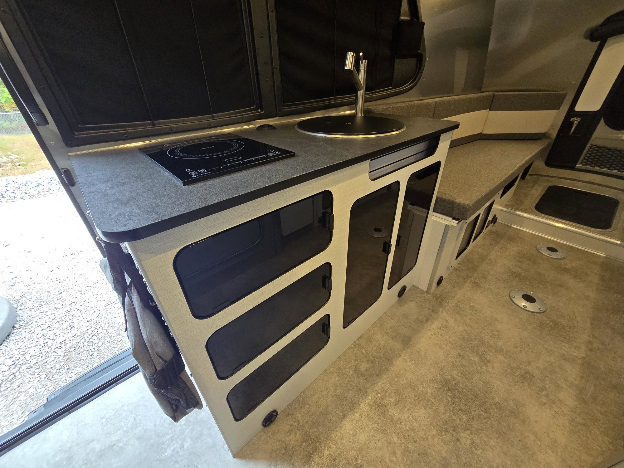 2026 AIRSTREAM Basecamp 20XE - Image 17