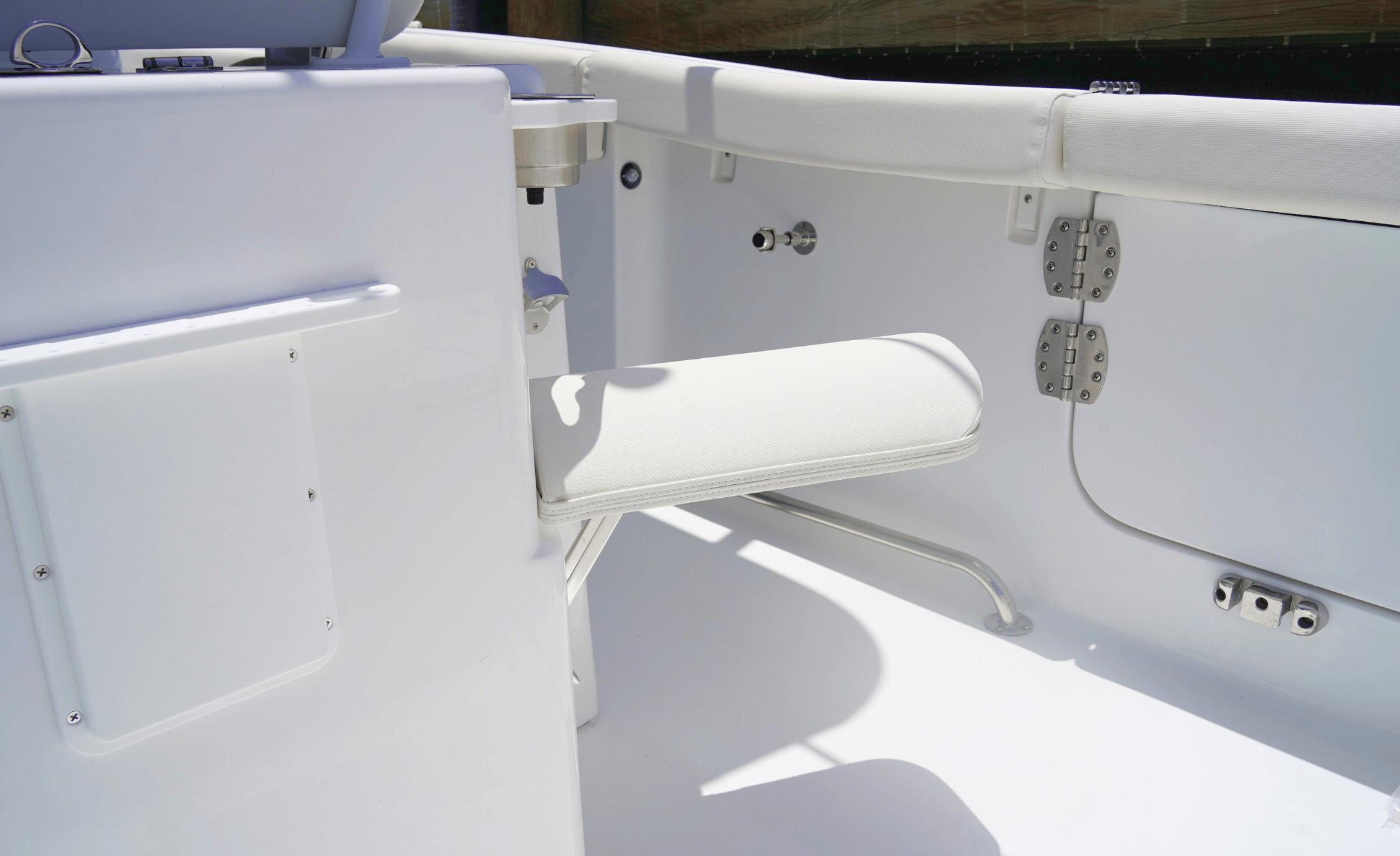 2027 SEA HUNT ULTRA 255SE - Image 12