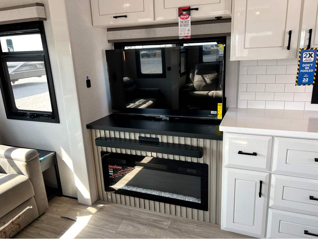 2027 JAYCO PINNACLE 39FBRL - Image 11