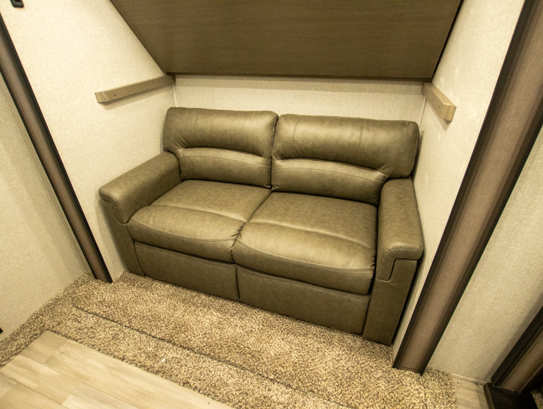 2022 Coachmen Chaparral 373MBRB - Image 14