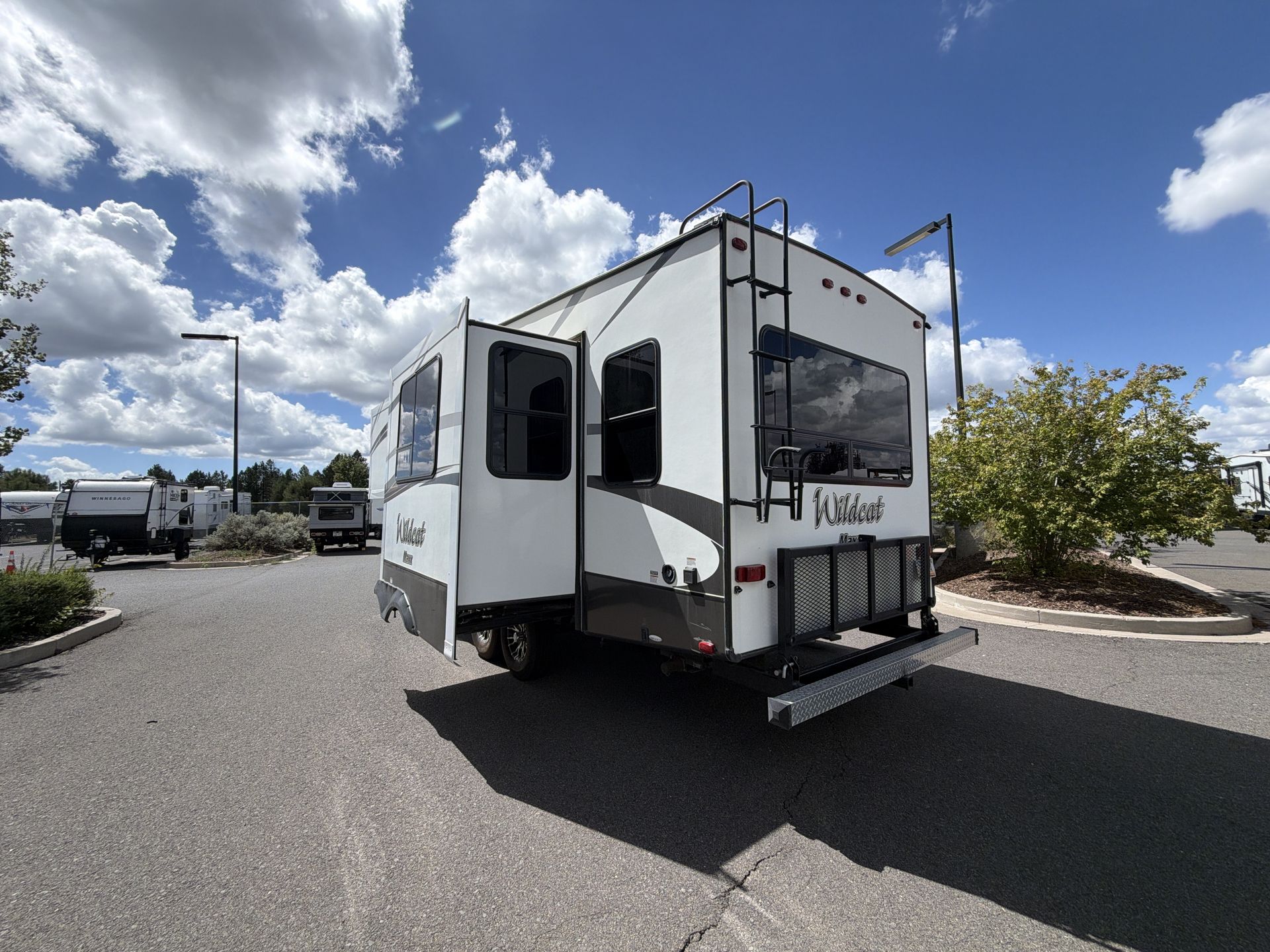 2015 Forest River Wildcat Maxx 242RLX - Image 15