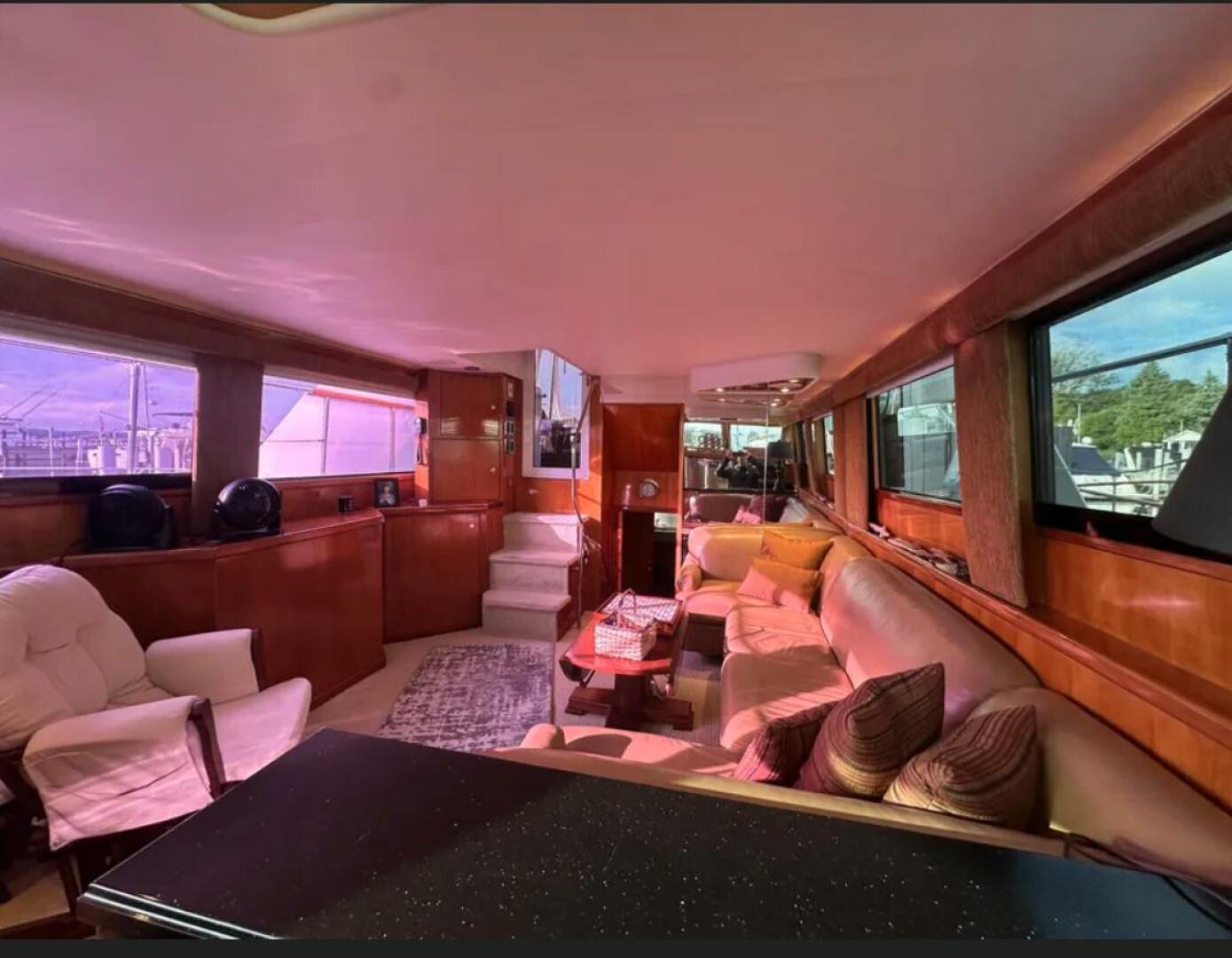 1994 Hatteras 48 Cockpit Motor Yacht - Image 17