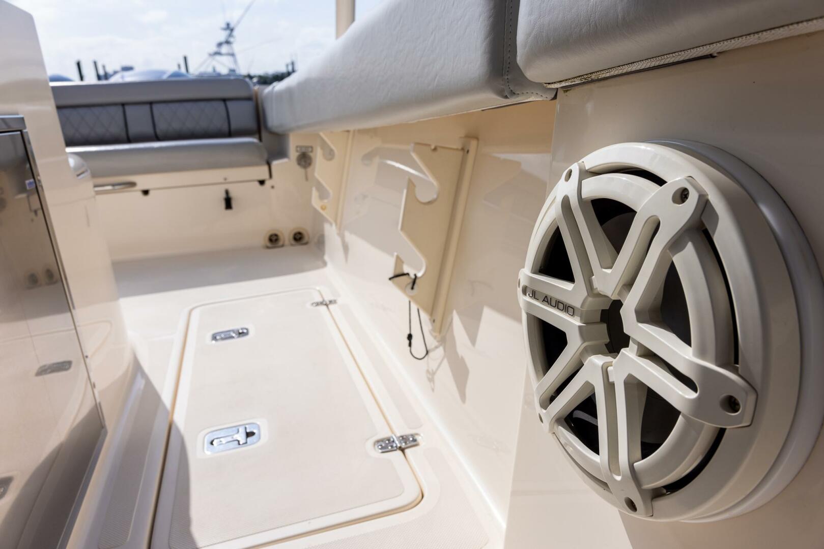 2012 Pursuit ST 310 Sport - Image 41
