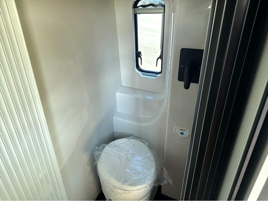 2027 GRAND DESIGN LINEAGE SERIESVT LVT2 - Image 20