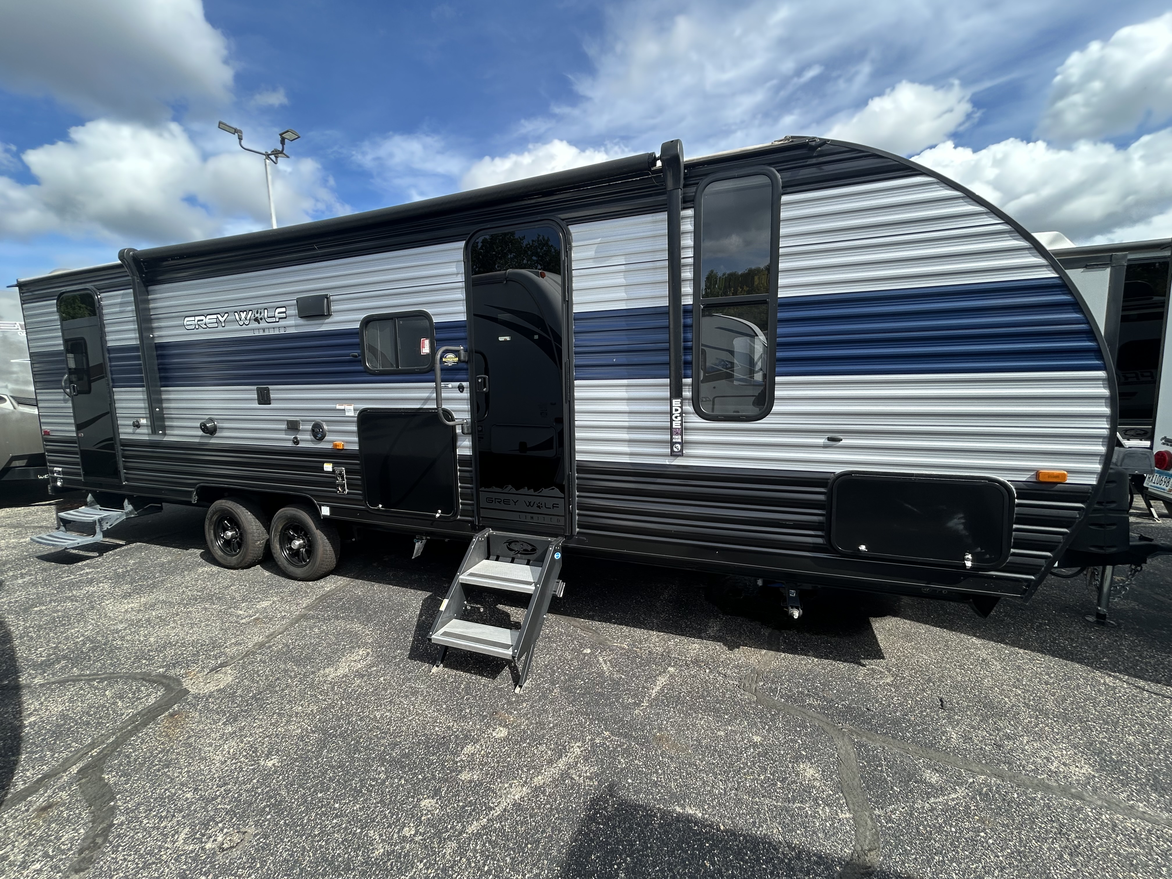 2022 Forest River Cherokee Grey Wolf 26DBH - Image 1