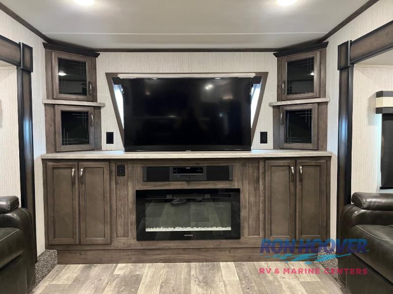 2021 FOREST RIVER 379FLOK - Image 7
