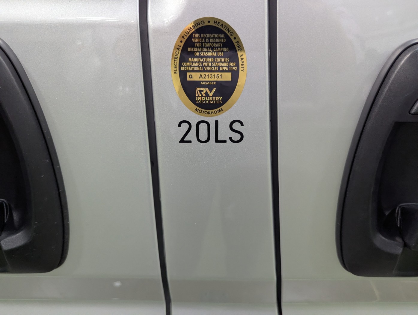 2026 Thor Motor Coach Tellaro 20LS - Image 6