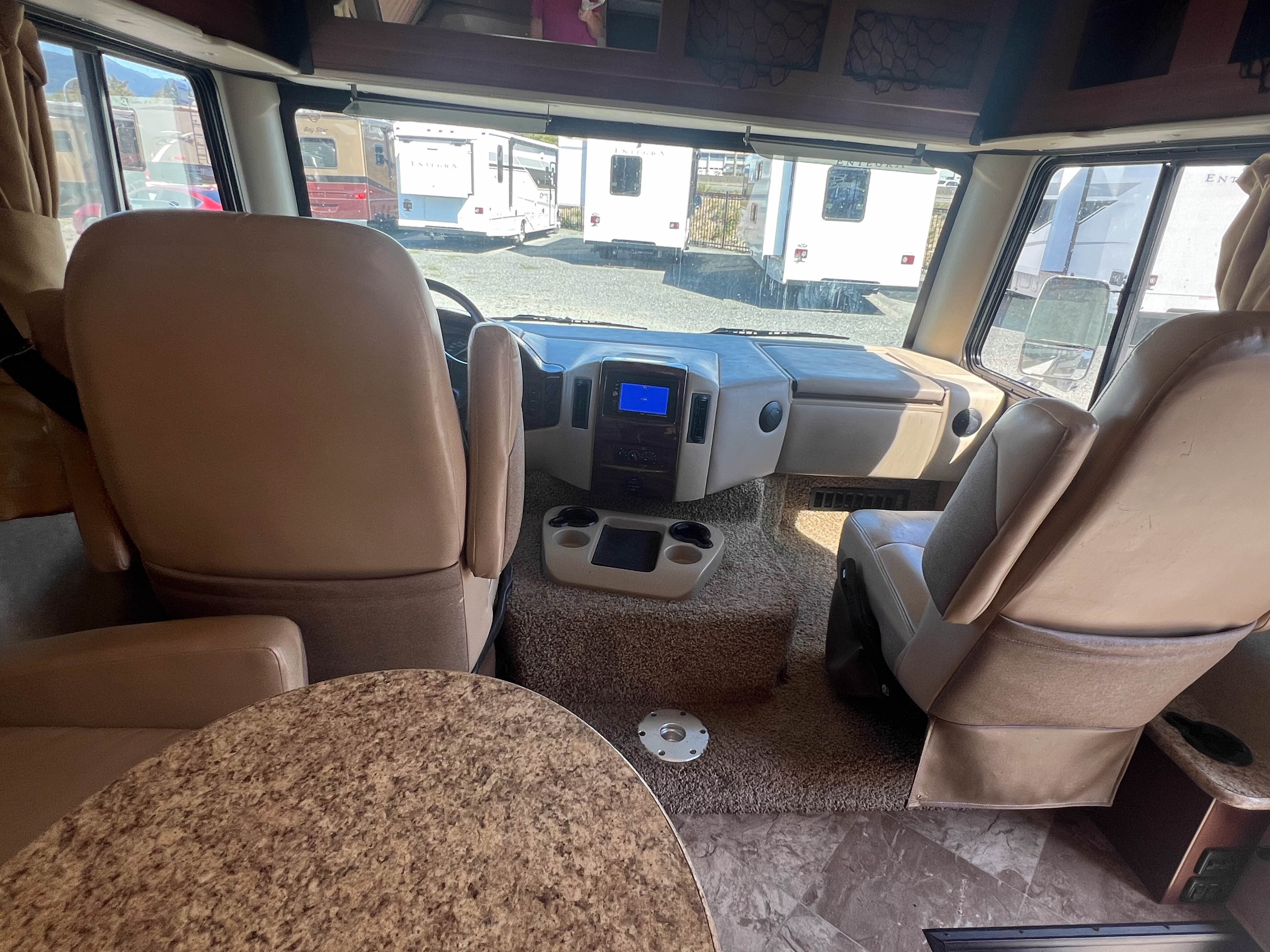 2015 Thor Motor Coach ACE 27.1 - Image 8