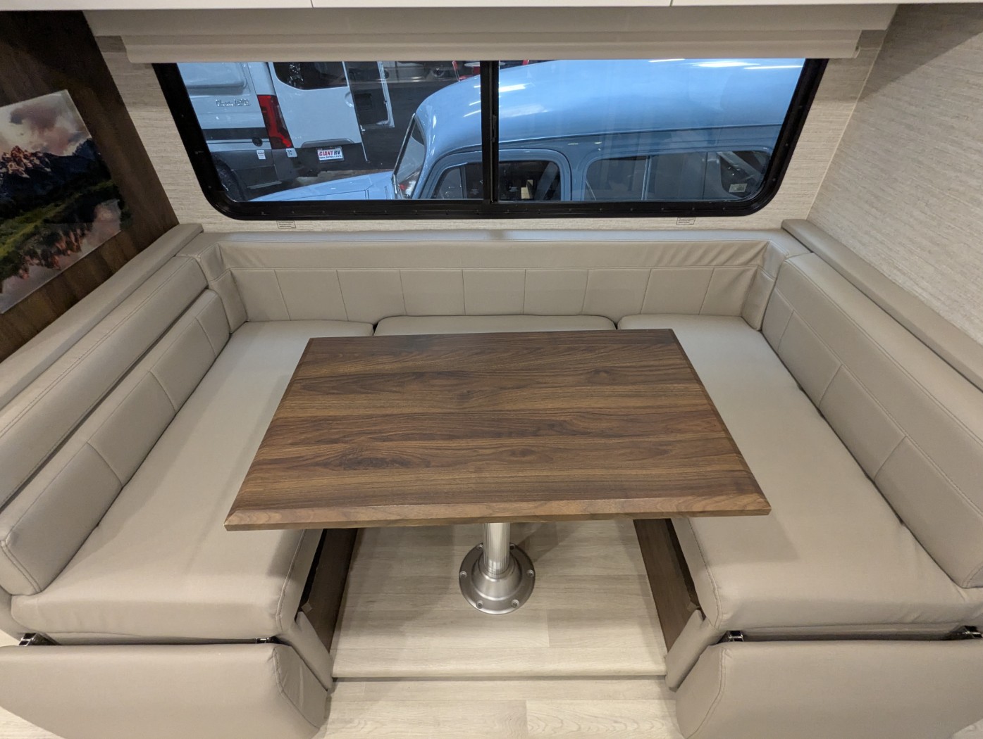 2023 Winnebago View 24J - Image 22