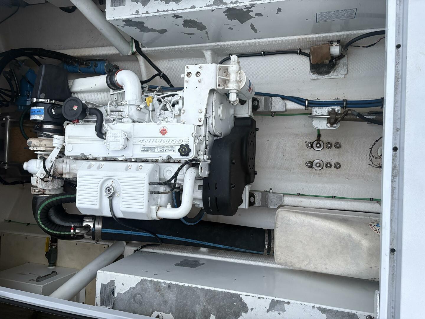 2015 OceanPro 35 - Image 18