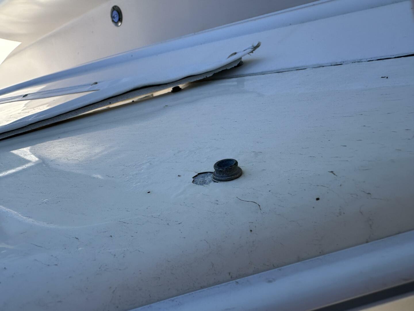 1994 Intrepid 376 Walkaround - Image 128