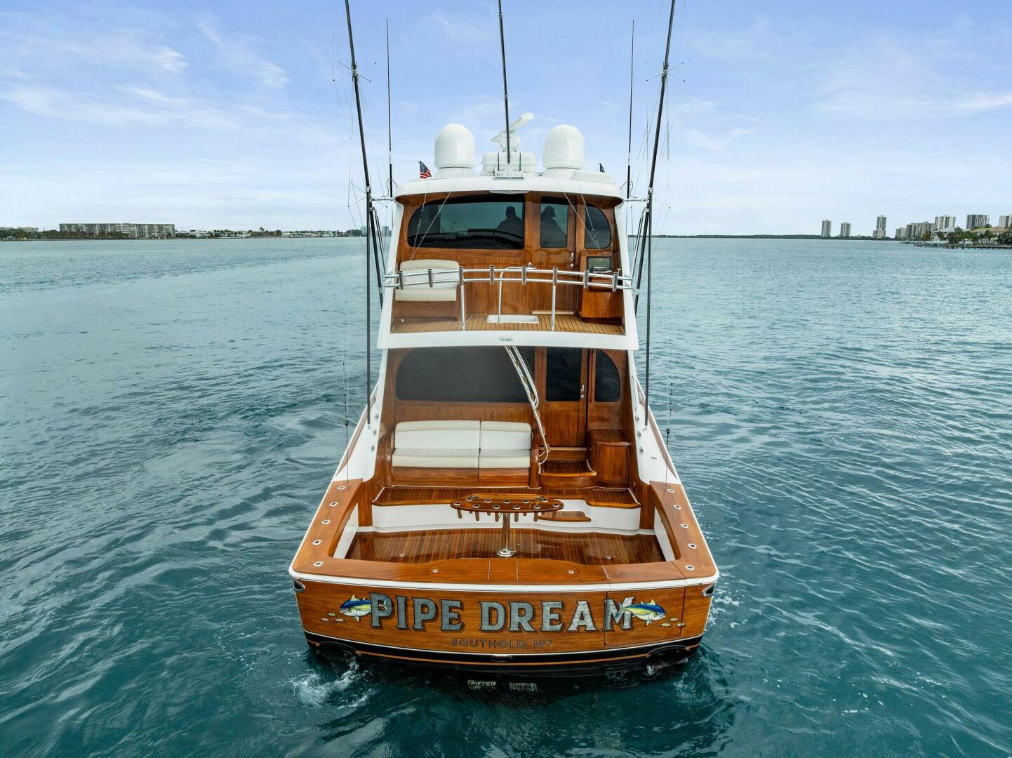 2022 Viking 68 Enclosed Bridge - Image 99