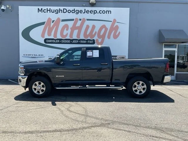 2026 Ram 2500 Big Horn 4x4 Crew Cab 6'4" Box - Image 9