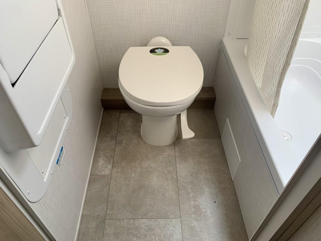 2025 FOREST RIVER E20BH - Image 20