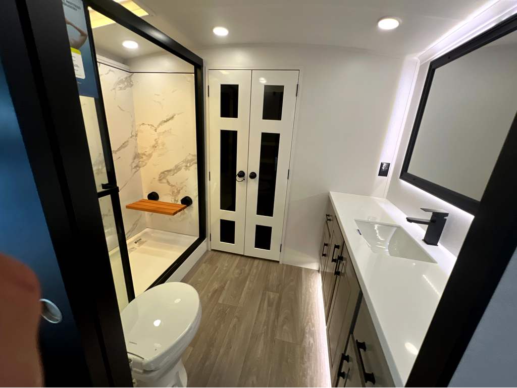 2027 JAYCO PINNACLE 39FBRL - Image 23