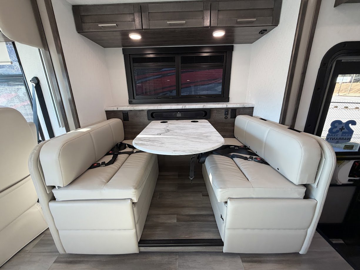 2026 JAYCO PRECEPT 31UL - Image 15