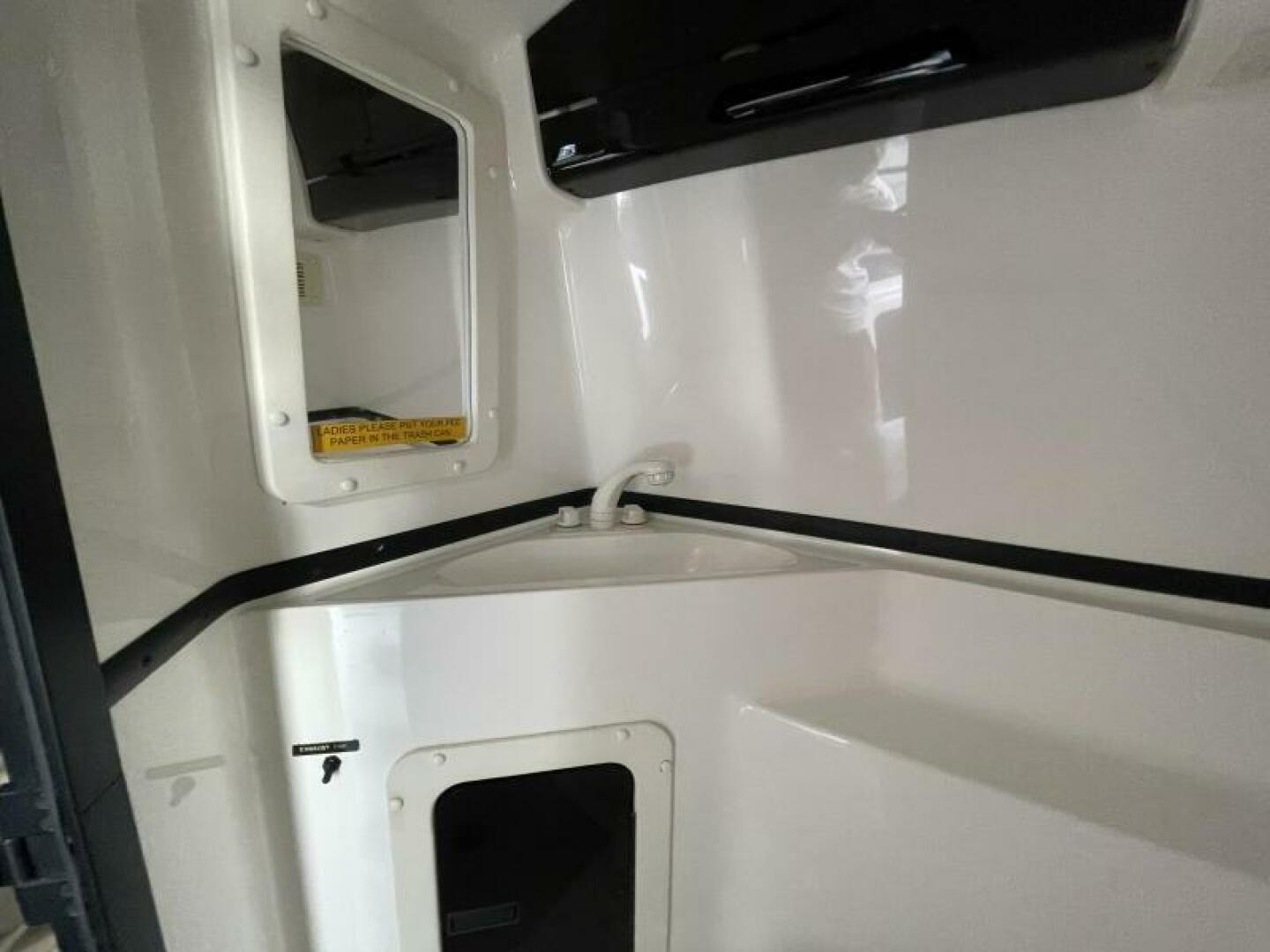 1993 Fountain 38 Sport Cruiser - Image 51