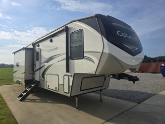 2021 KEYSTONE COUGAR 357UMR - Image 1