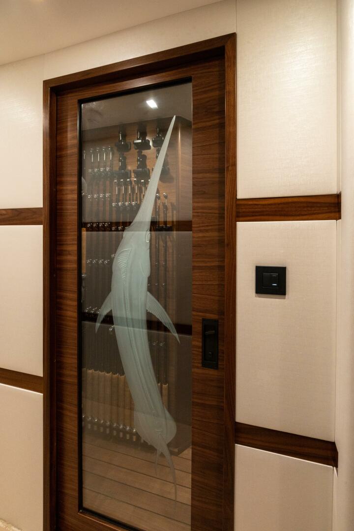 2025 Viking 82 Convertible - Image 37