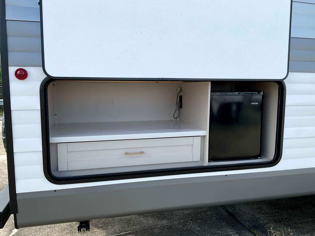 2027 JAYCO Jay Flight 261BHS - Image 31