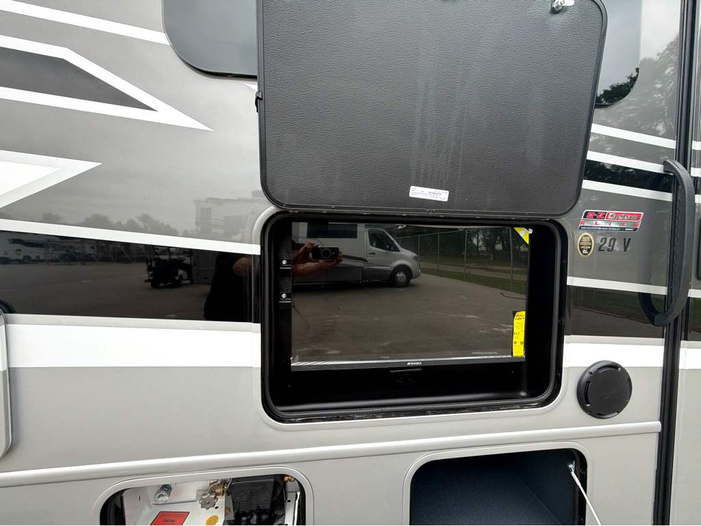 2027 ENTEGRA COACH ODYSSEY 29V - Image 13