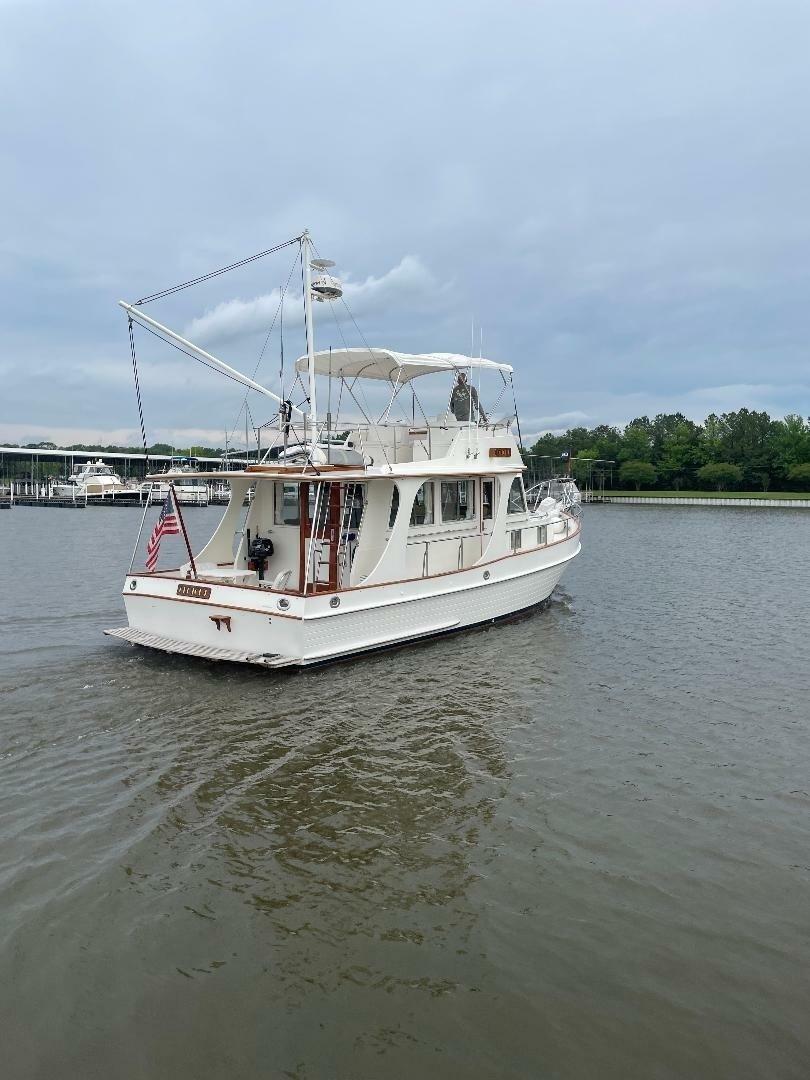 1992 Grand Banks Europa - Image 4