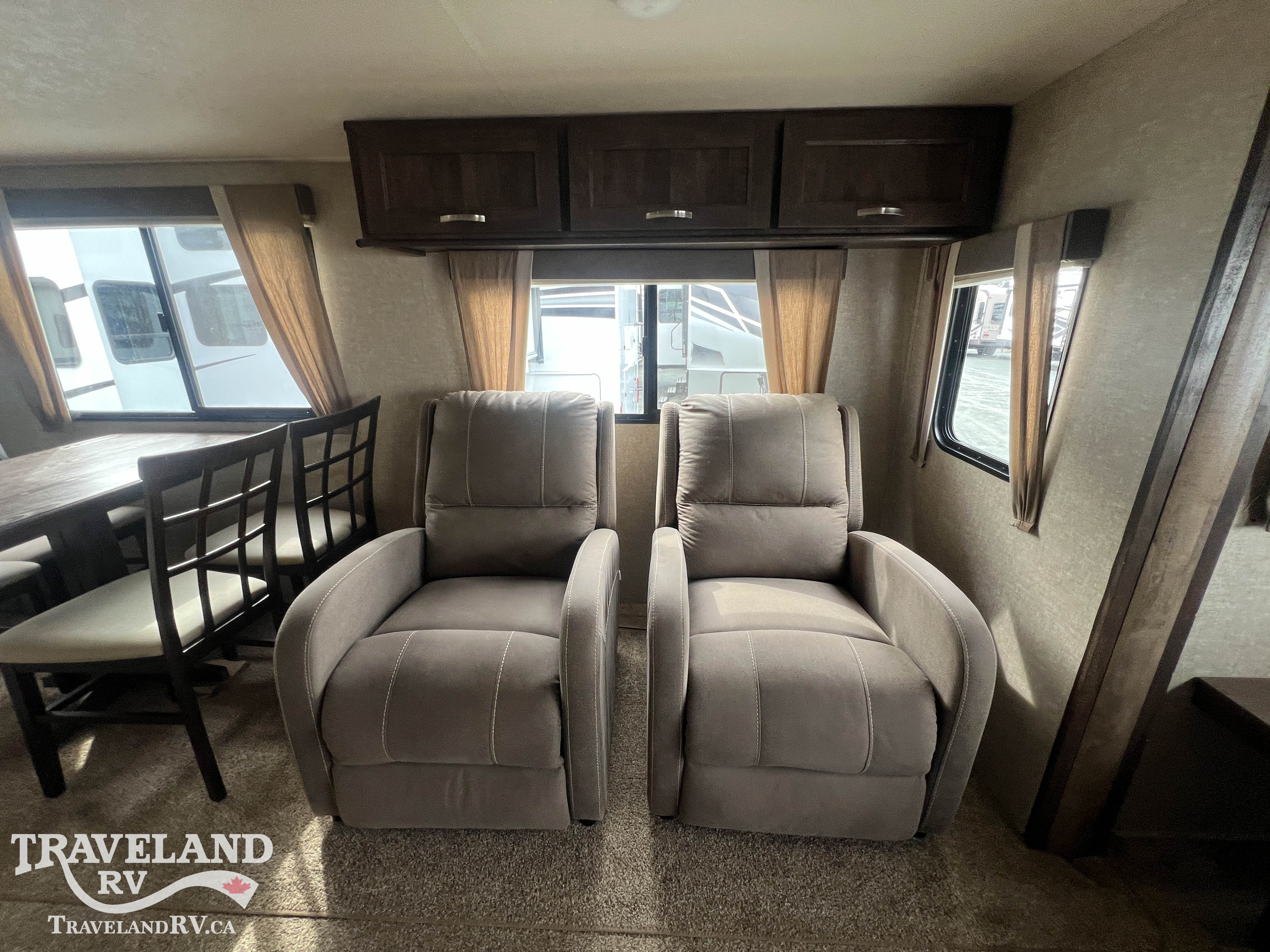 2019 Forest River Vibe 288RLS - Image 11
