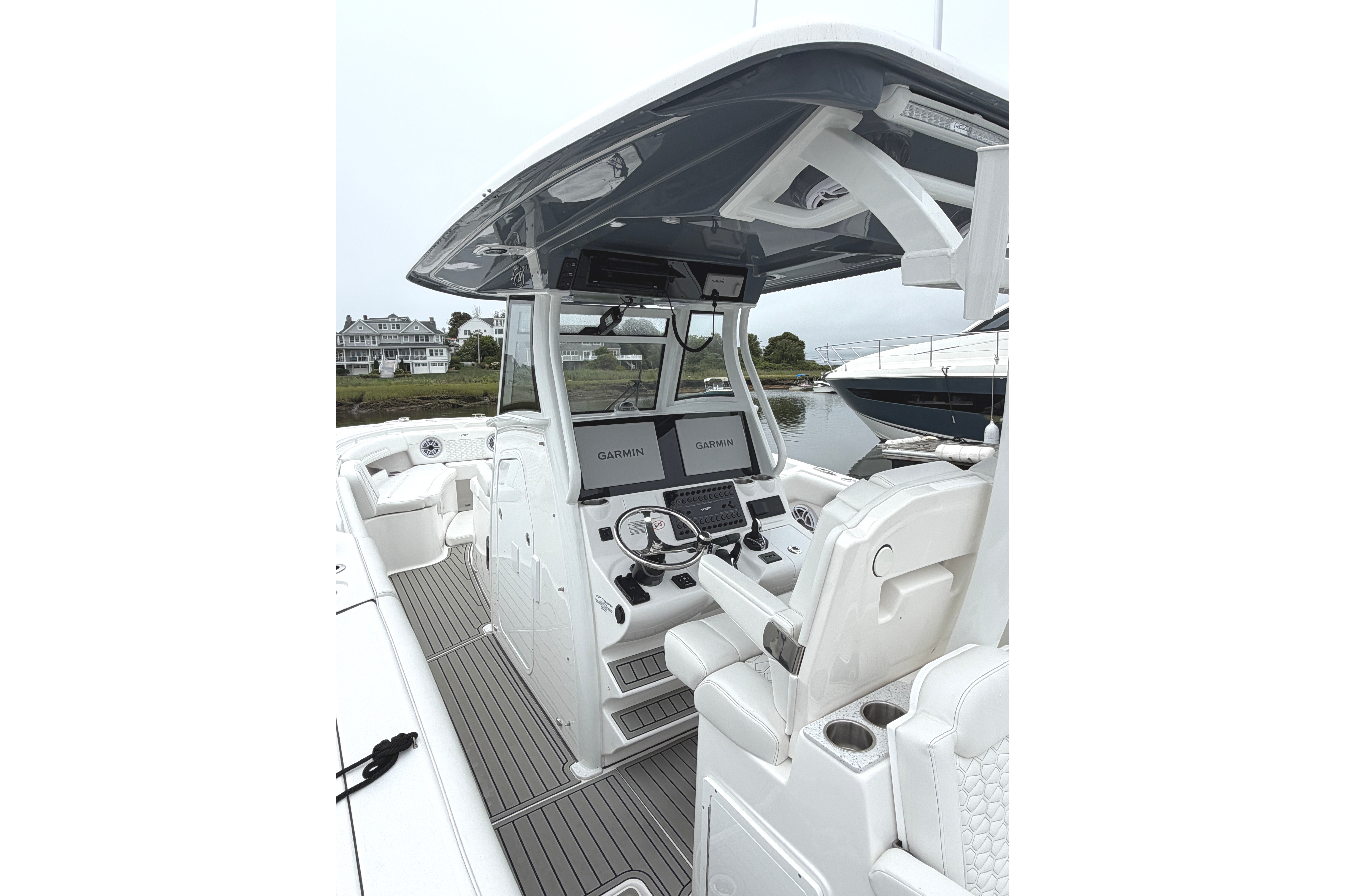 2026 Tidewater 320 CC Adventure - Image 41