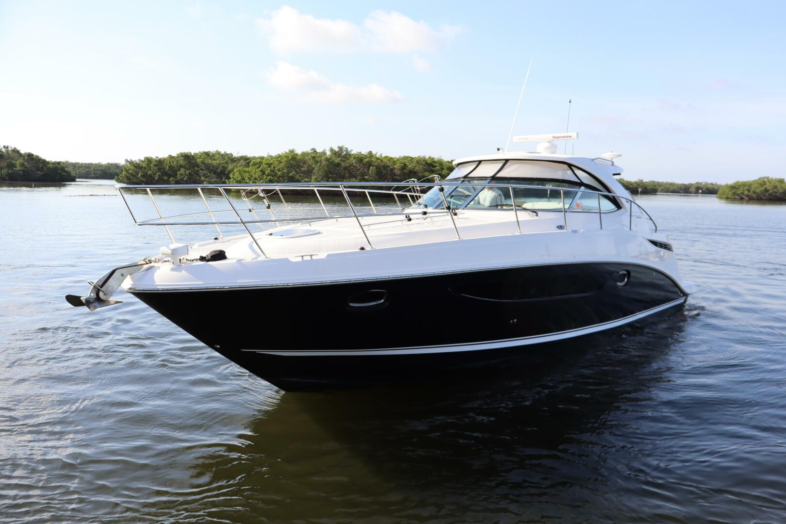 2015 Sea Ray 410 Sundancer - Image 55