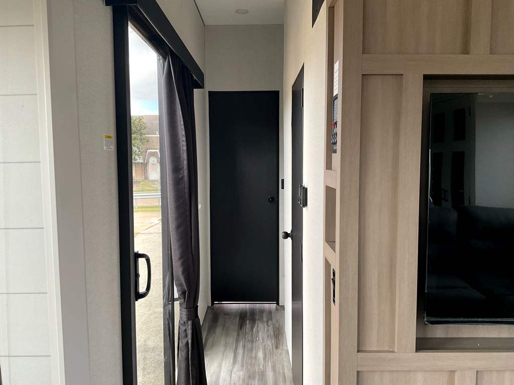 2026 JAYCO JAY FLIGHT BUNGALOW 404 LOFT - Image 19