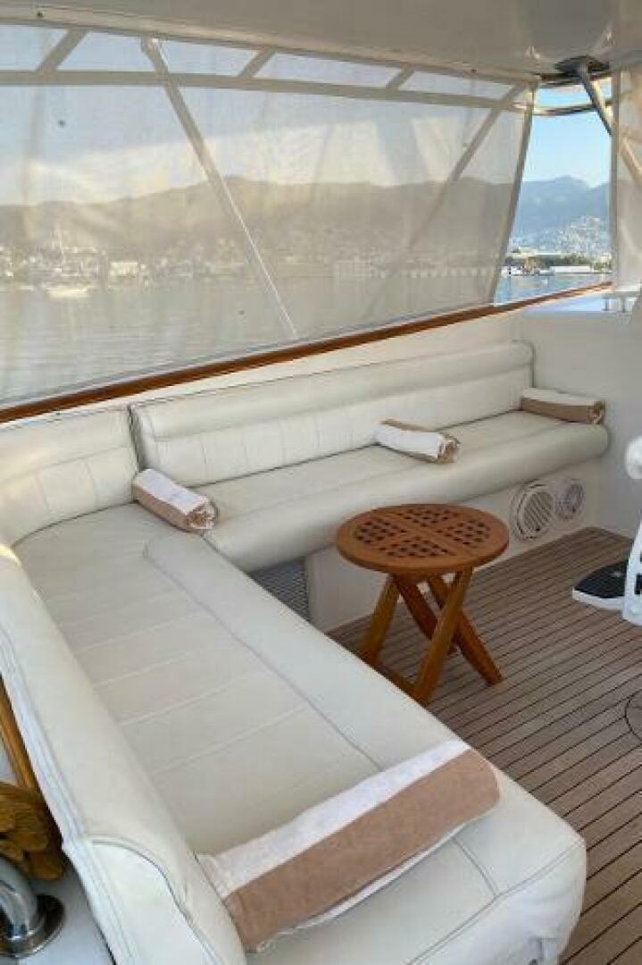 2004 Cabo 45 Express Los Suenos Edition - Image 7