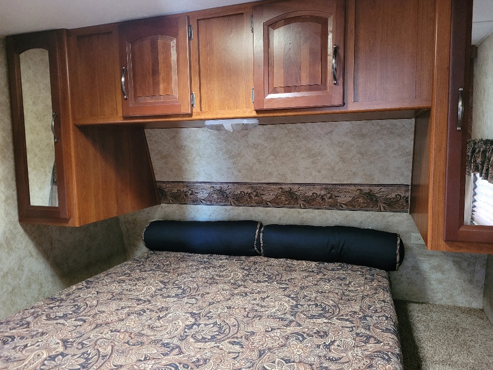 2012 Keystone Cougar XLite 30RKSWE - Image 15