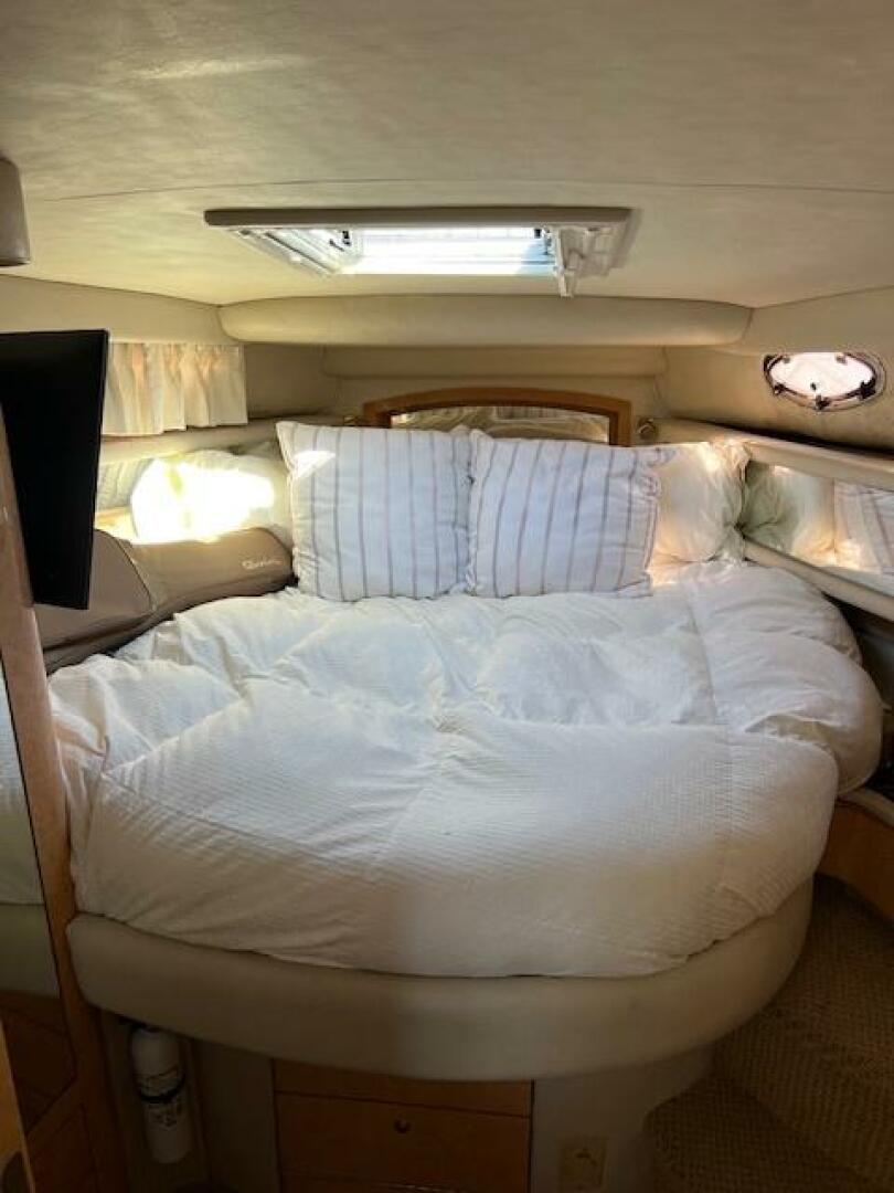 1997 Sea Ray Sundancer - Image 26