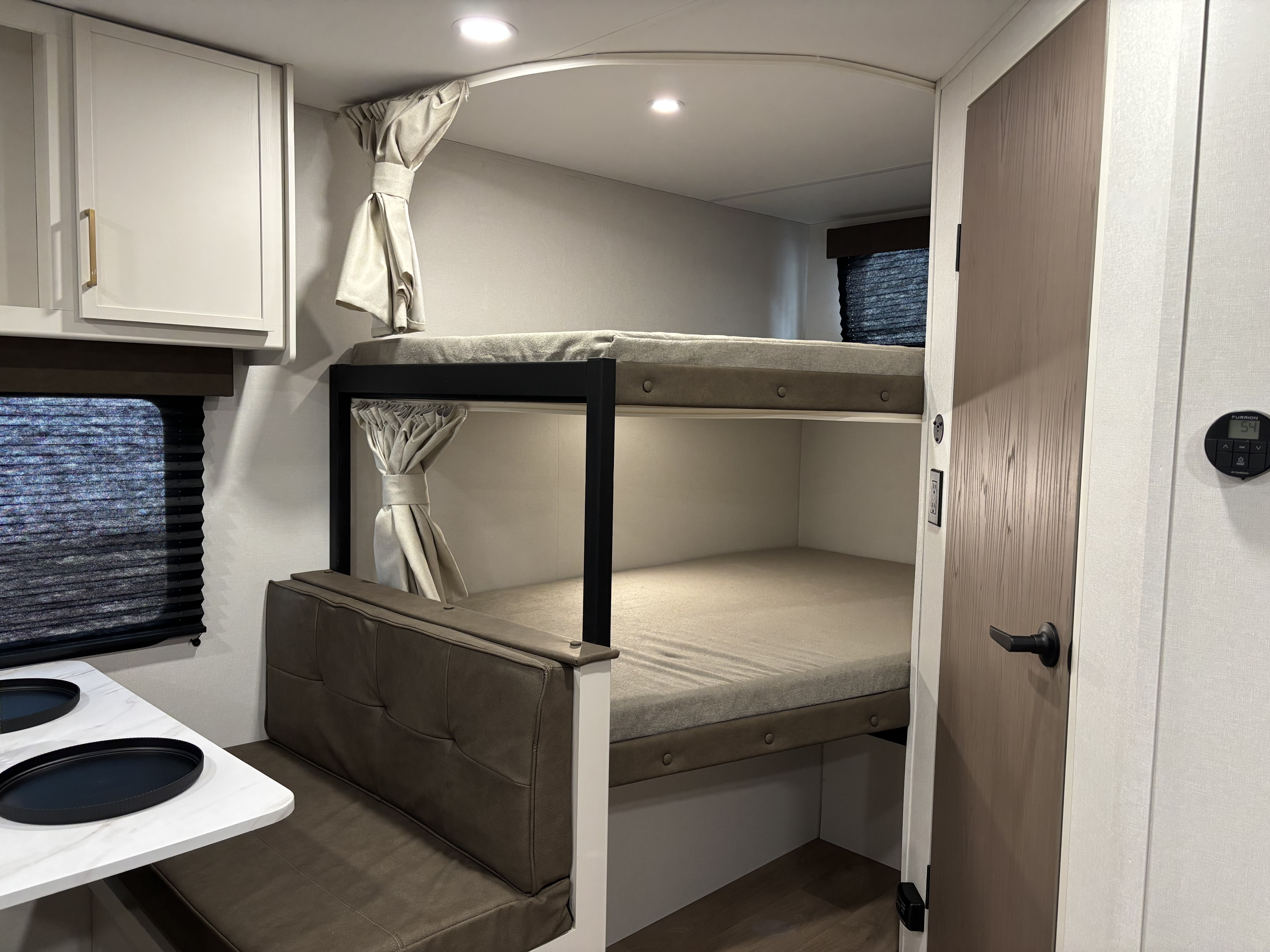 2026 Grand Design Transcend XPLOR 26BHX - Image 15