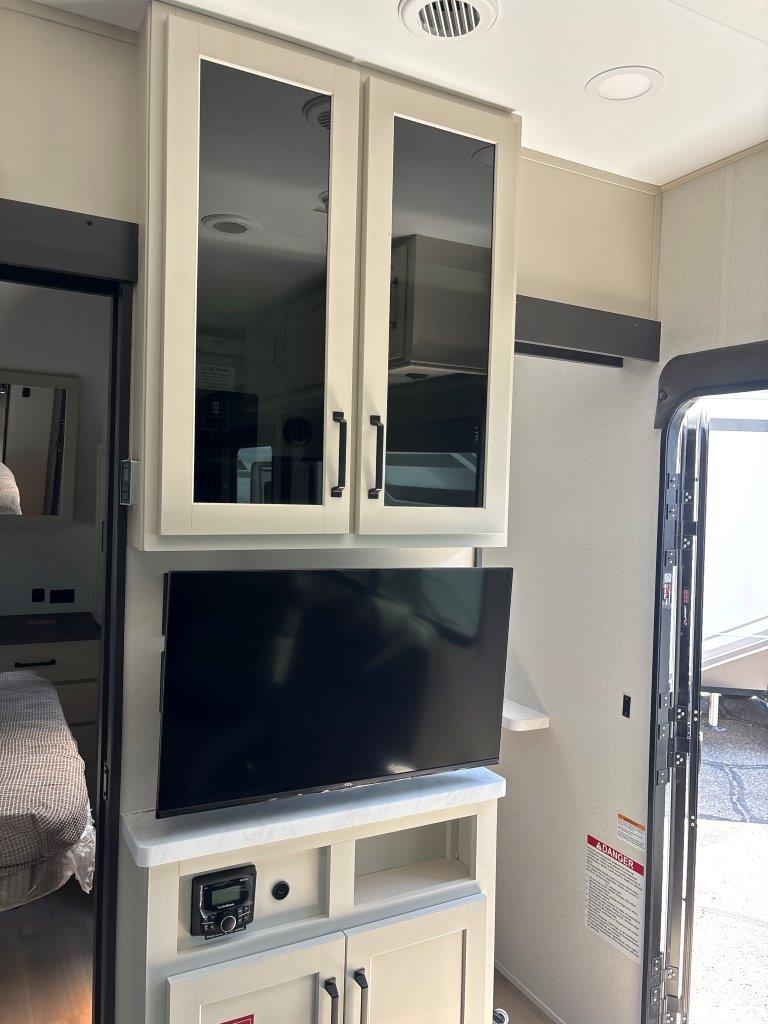 2026 Grand Design Momentum G-Class 21G - Image 27
