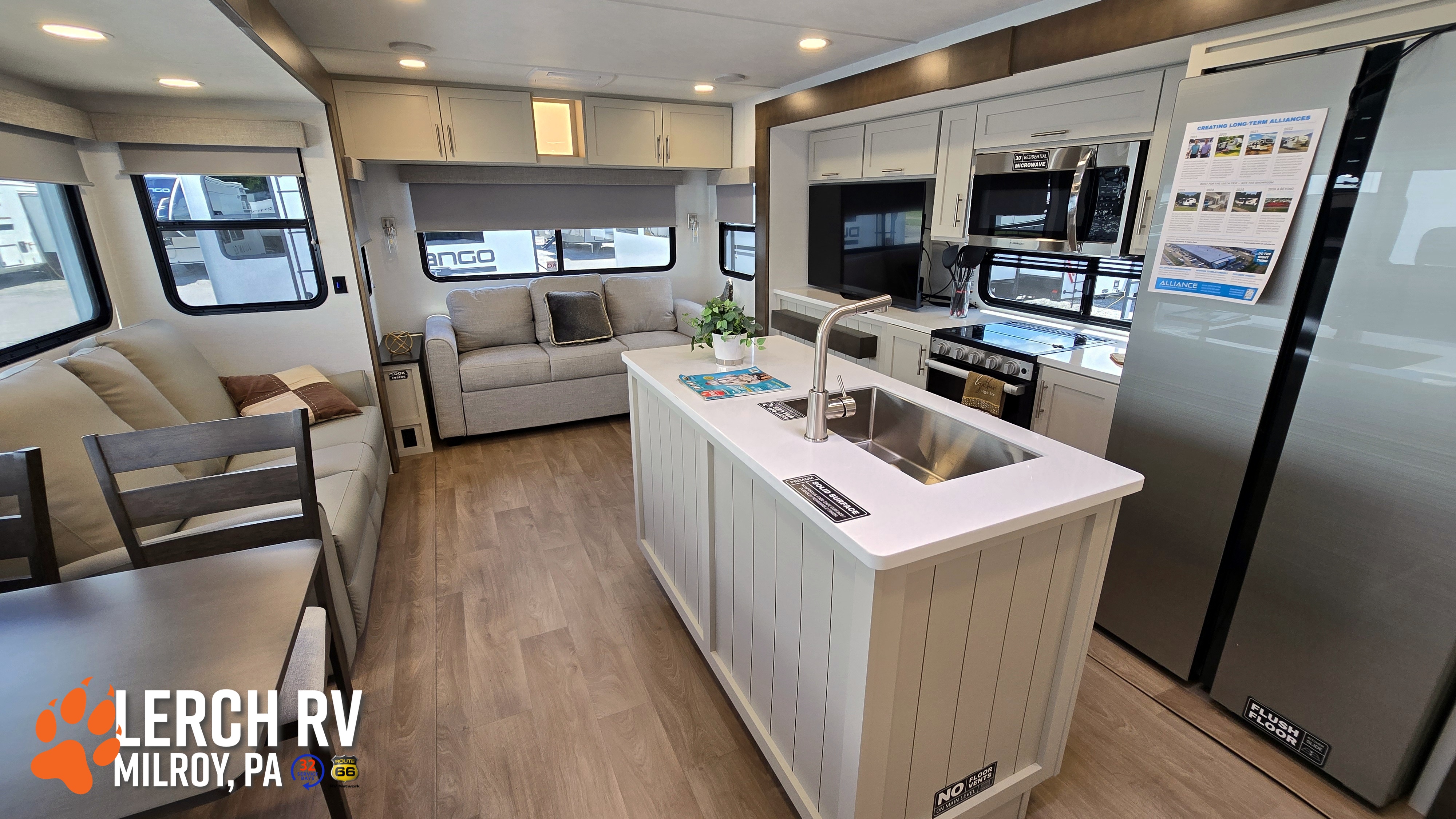 2027 Alliance RV Avenue 298RL - Image 10