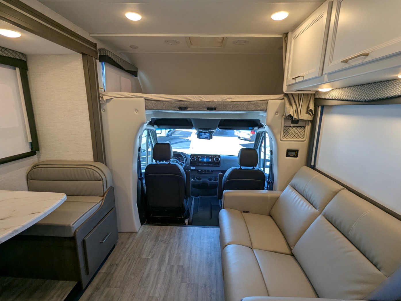 2024 Thor Motor Coach Four Winds Sprinter 24LW - Image 17
