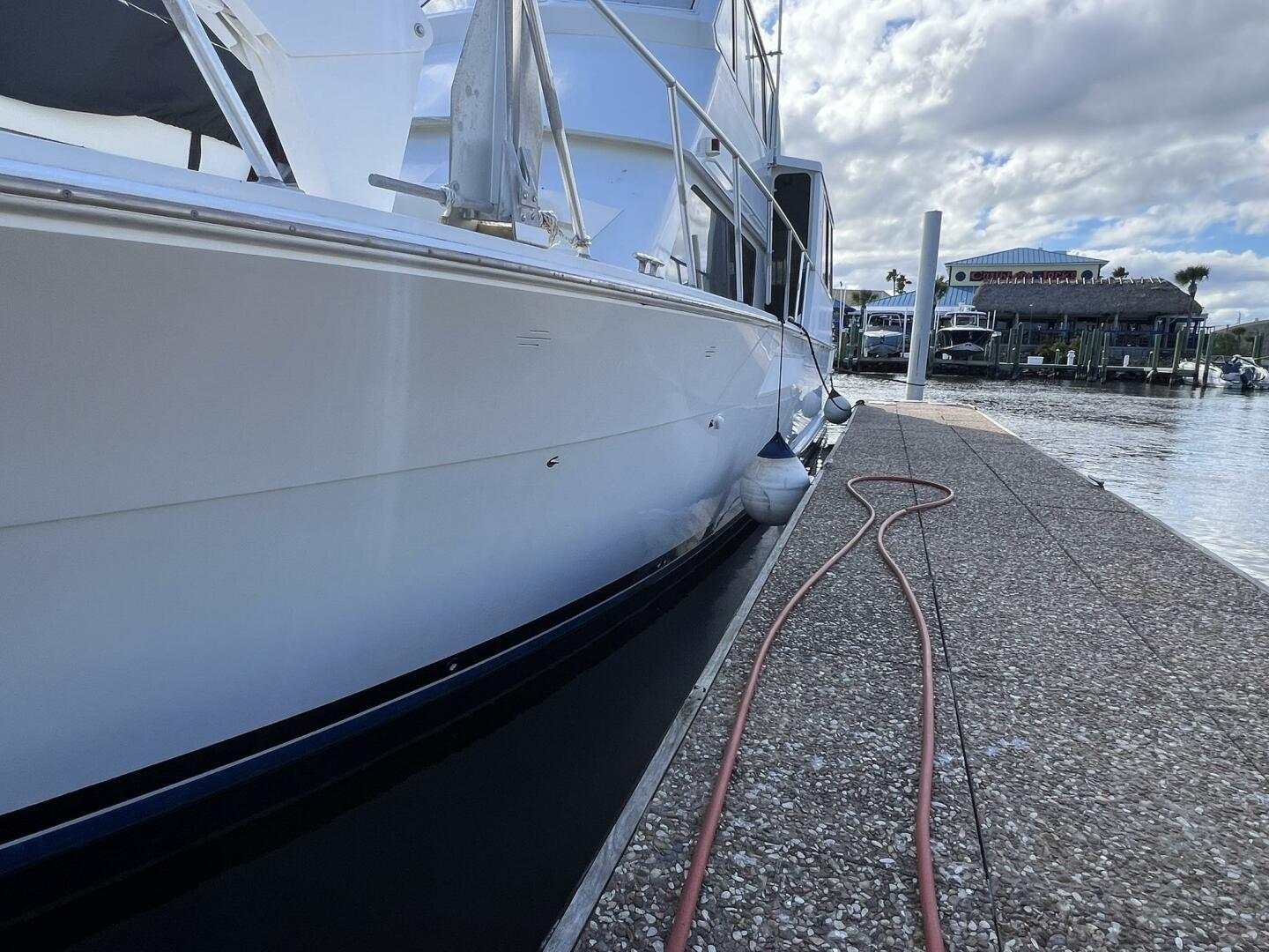 1999 Viking 60 CPMY - Image 8